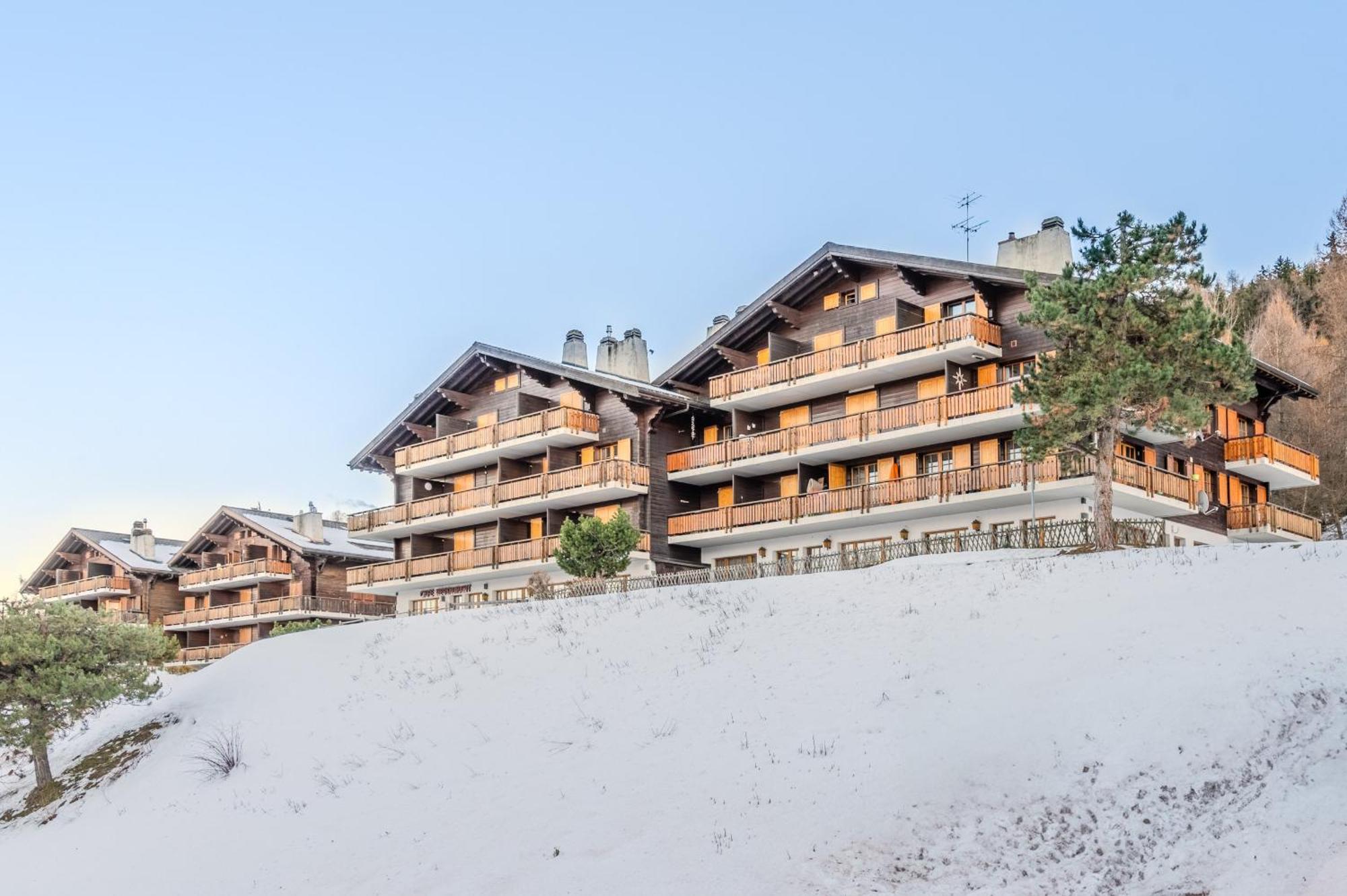 Mayens de l'Ours MOUNTAIN&CENTER apartments by Alpvision Résidences Agettes Extérieur photo