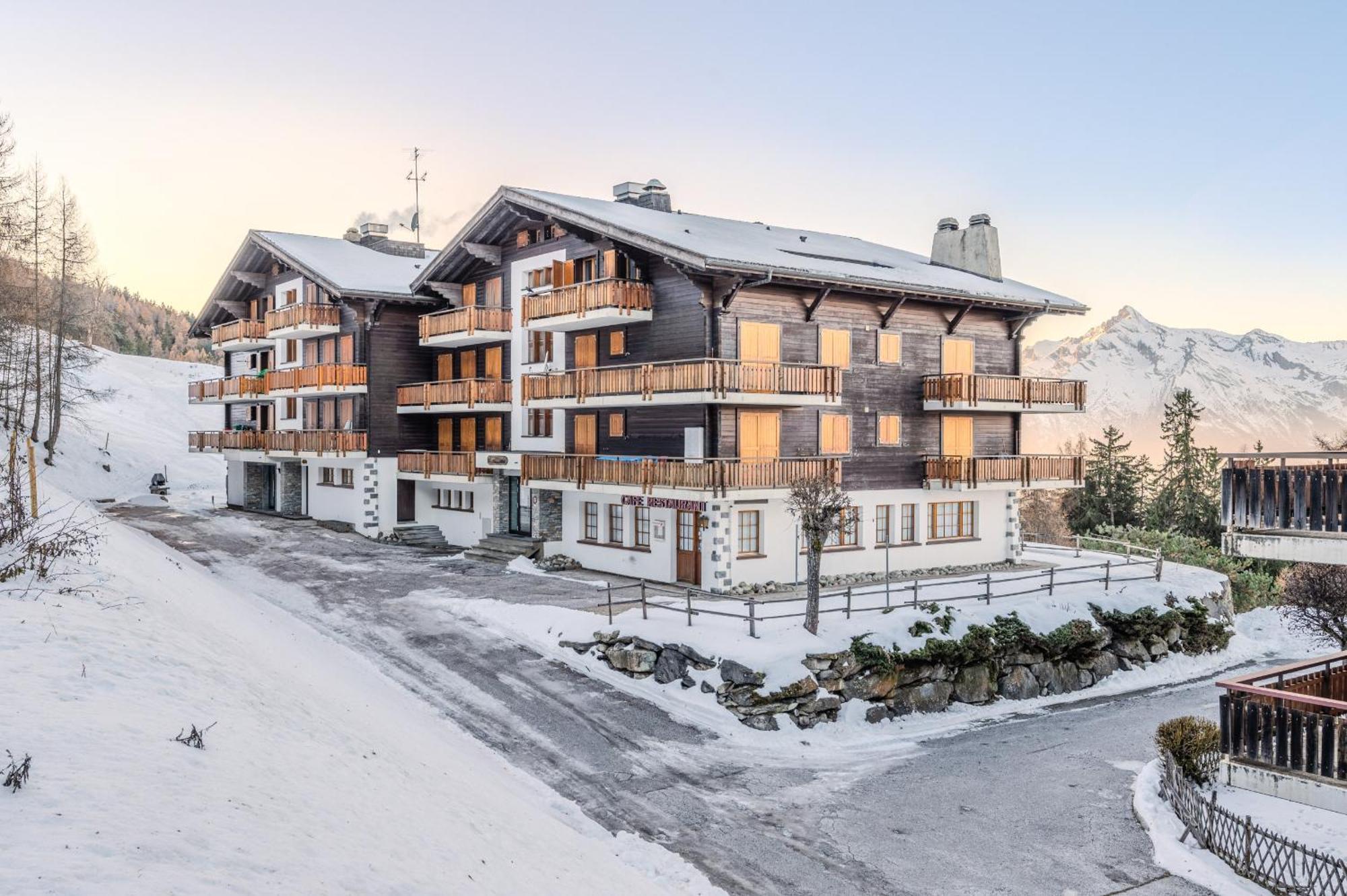 Mayens de l'Ours MOUNTAIN&CENTER apartments by Alpvision Résidences Agettes Extérieur photo